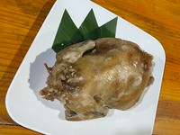 ※前日までにご注文をお願いいたします。当日のご注文は承れませんのであらかじめご了承ください。
※中にご飯が入っていますので、4名様位でお召し上がりいただけます。