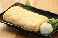 ご注文頂いてから焼き上げるアツアツふわふわな出汁巻き玉子をご賞味あれ。