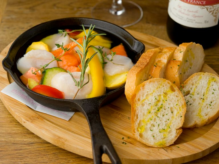 世界各国の料理が楽しめるため海外からの利用客にもおすすめ