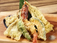 ～旬の食材を楽しめる天ぷらと当日仕入れの新鮮なお刺身を楽しめるコースです～