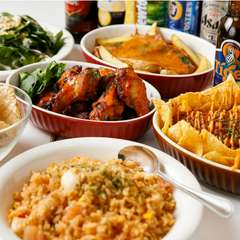 ＜ゆったり4時間飲み放題＆ポテト食べ放題付＞世界各国のお料理4品に世界のビール＆ソフトドリンク飲み放題
