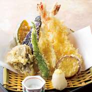 海老二本・きす・野菜五種の盛合せ。