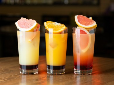 ドリンク299円、飲み放題999円！