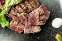 赤身の極み、ジューシーな肉汁をじゅわ～っな逸品!!　これこそ肉の中の肉を喰らってる実感!!