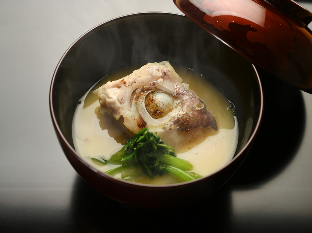 鯛の白味噌椀