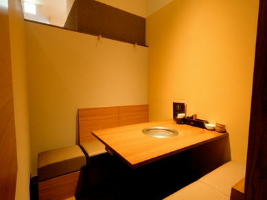 落ち着ける個室で極上焼肉デート