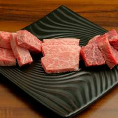 料理長厳選！その日のイチオシ肉盛合せ『おまかせ塩焼き三種』