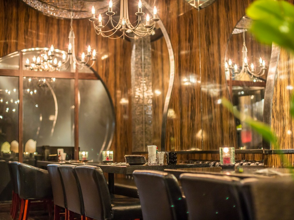 2人の「特別な一夜」を演出する、ファビュラスな空間