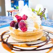 800円（税込880円）