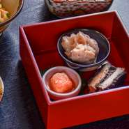 ゴージャスな琉球宮廷料理を集めた『前菜』