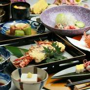 沖縄料理や和食をふんだんに味わえるコースです。琉球舞踊を鑑賞しながら、沖縄の夜をお楽しみください。