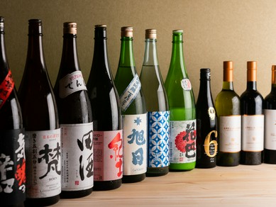 料理一皿ひと皿に合わせて“和のペアリング”を楽しめる