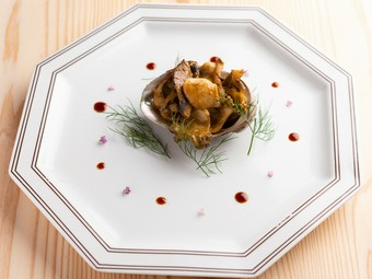 磯の香りが広がる『[鮑]　バターソテー』