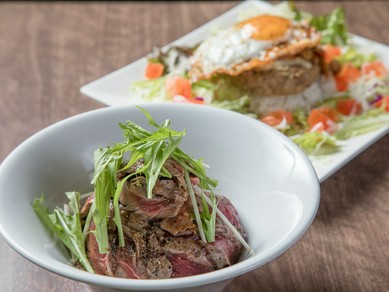 カジュアルな洋食をメインに、キッズメニューまで幅広く