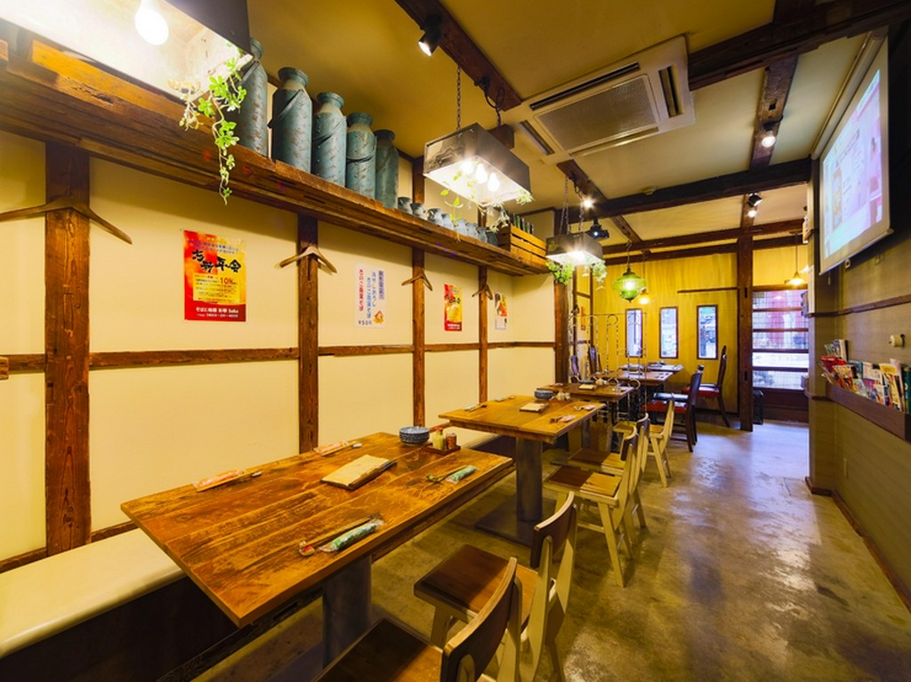 そばや呉の名物料理とお酒で楽しむ、大人の粋な時間