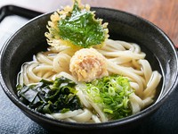 創業当初からの人気メニュー『紀州梅干しうどん』