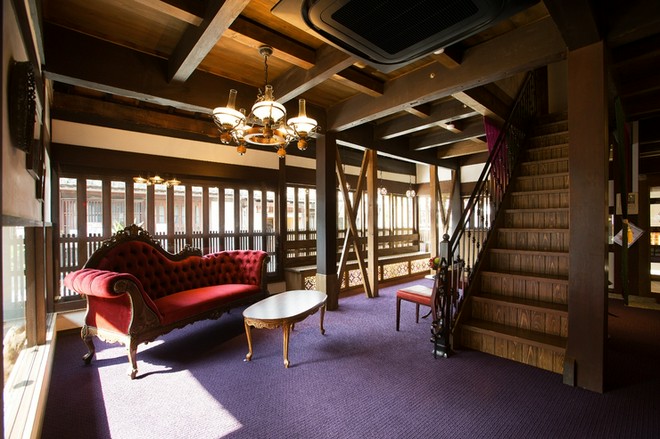 食器・内装にこだわっている