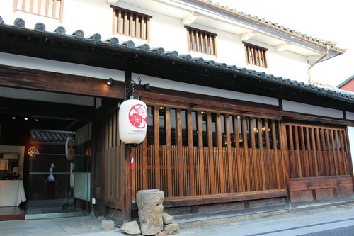 地元食材を使ったフレンチを堪能しつつ、昭和初期の町並みも満喫