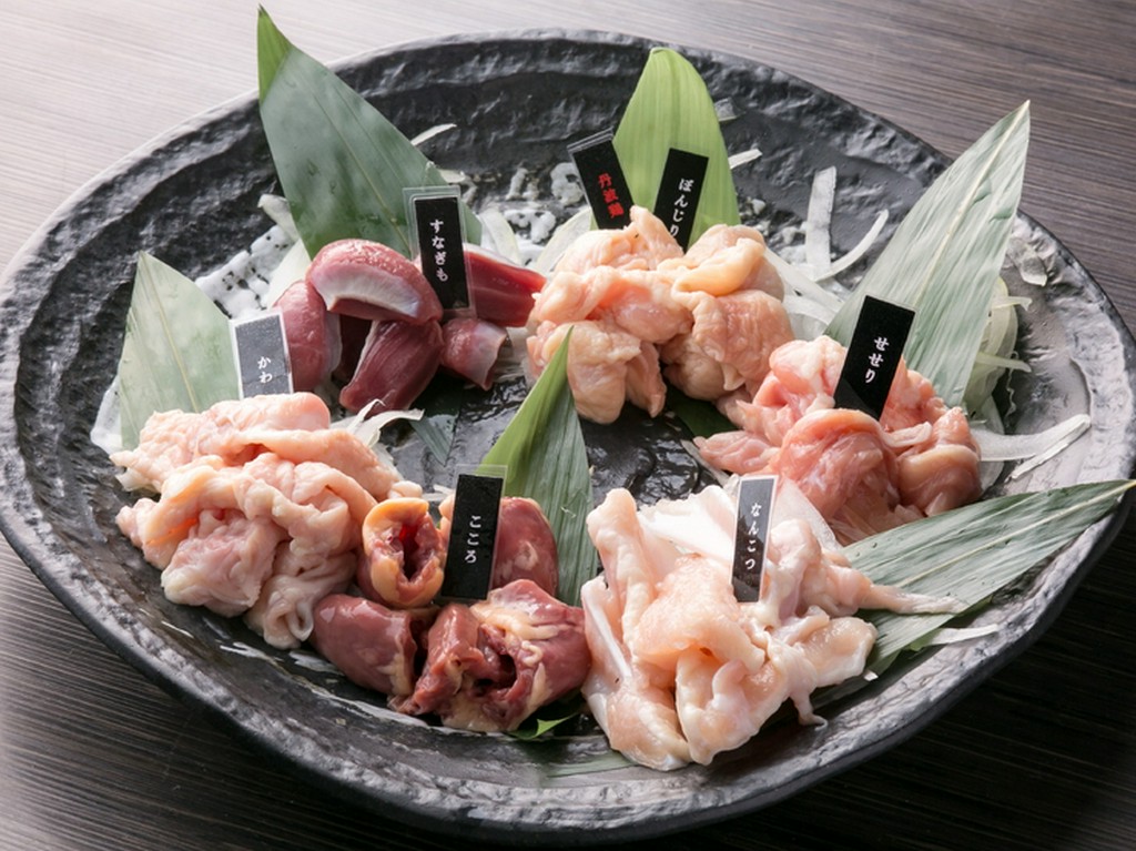 鮮度抜群の「丹波鶏」が味わえる『3種盛り』を贅沢に2人前！