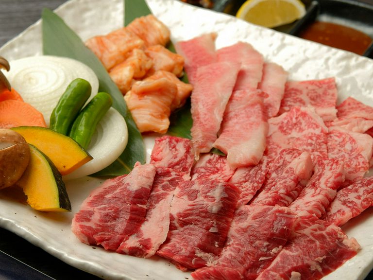 確かな目利きで厳選して仕入れる美味しい牛肉