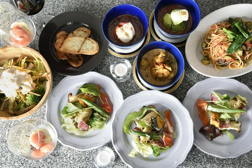 盛りだくさんのコース料理『女子会プラン』