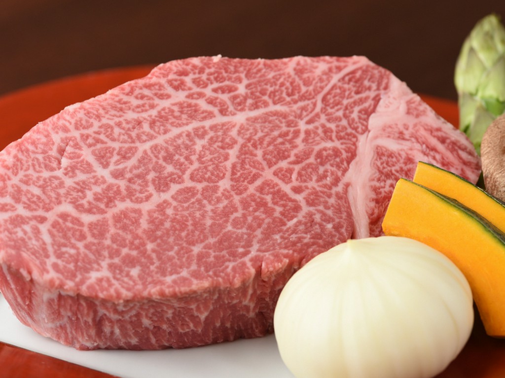 ＜黒毛和牛特選A5ヒレ肉＞