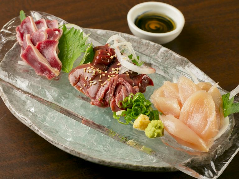 土佐のはちきん地鶏をバリエーション豊富に提供