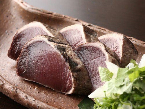 「土佐はちきん地鶏」「かつお」など高知の魅力が堪能できます