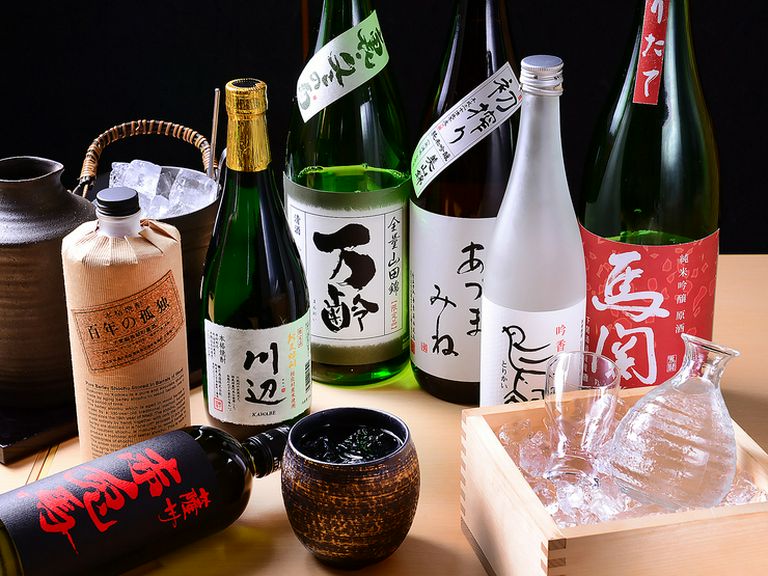 季節の味覚にぴたりと寄り添うオーナーこだわりの日本酒