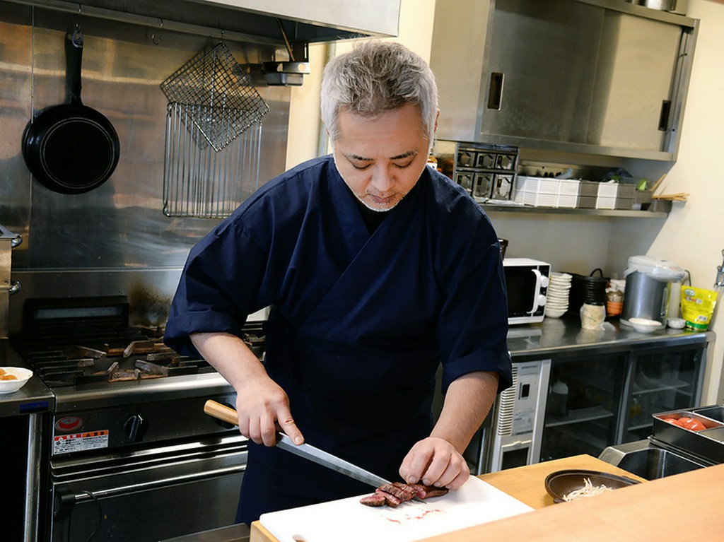 お客様の要望をつかみ、細やかな心配りで大切なひとときを提供