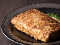 口の中に卵と出汁の美味しさが広がる『厚焼き卵』