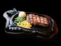 柔らかくてきめ細かな肉質、濃厚な旨味、上品あな甘味が特徴。サーロインにも負けないステーキの王道！