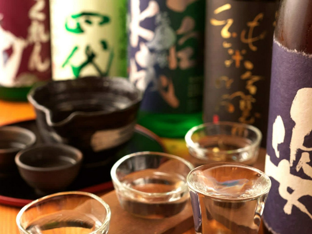 料理に合わせやすいお酒を中心に、種類豊富な品揃え