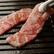 10～12番の黒毛和牛の美味しさ。部位ごと仕入れる肉へのこだわり