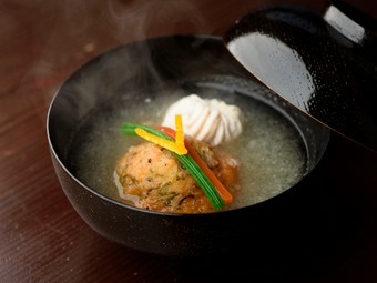 ”気候によって塩梅を変える”こだわりの出汁を味わう『お椀』