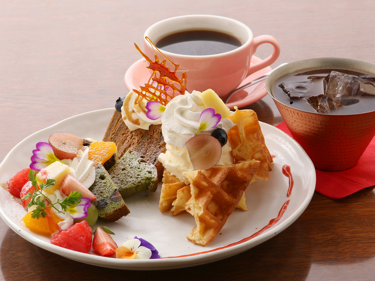 ● Set makanan penutup