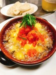 じゃがいも、明太子、チーズがとろけて美味しさ抜群