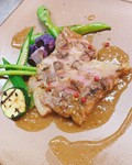 しっとりとしたお肉がソースと絡み合います