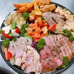 ２人前￥4000～ご予約承ります！前日までのご予約をお願いいたします。写真は一です。内容はお任せとなります。ご希望などございましたら、お気軽にご相談ください。