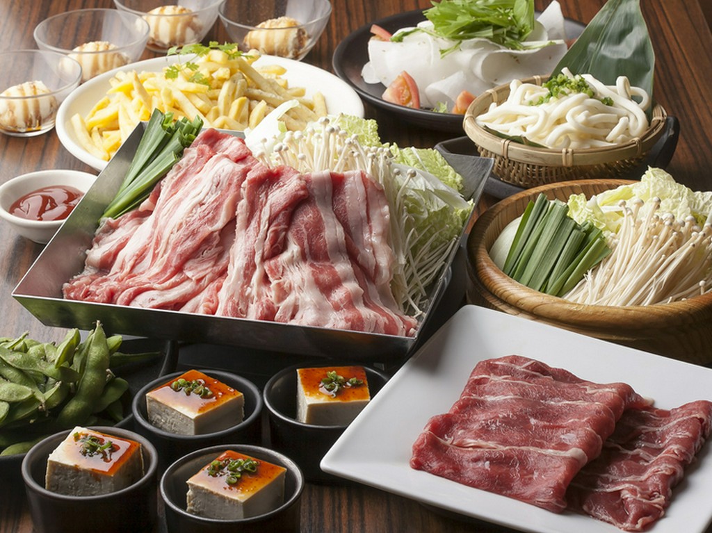 豊富な飲み放題付きのコース料理が宴会を盛り上げる