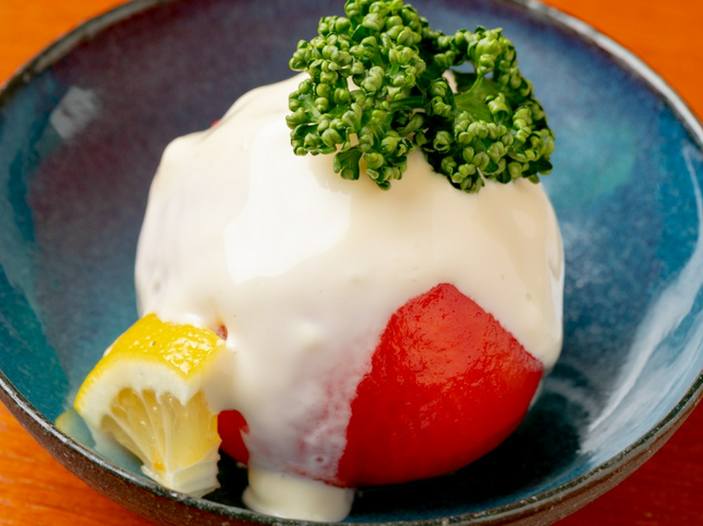 トマトの常識がくつがえるほどあま～い！旨みをぎゅっと閉じ込めた【スイートとまとのヨ―グリートソース】