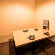 日常使いから観光まで、多彩なシーンで活用できる【京甚兵衛】。料理の食べ方や食材の解説まで、分からないことがあったらスタッフに尋ねてみてください。シーンにあわせて臨機応変に、快く対応してくれます。