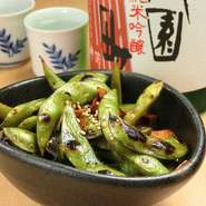 枝豆をバター醤油で炒めた、クセになる逸品。