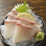脂ののりと、しっかりとしたカンパチをお造りでどうぞ。