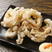 プリッとしたイカをサクサクの衣で仕上げました。