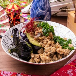 賀茂茄子の肉詰め