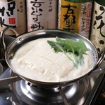 四季折々の食材を生かした内容で、ご宴会や接待などのシーンにぴったり。観光のお客さまにもおススメです。