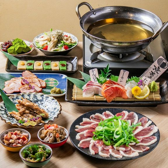 全席完全個室♪名物の銘柄豚はもちろん、このコース限定の牛タンのしゃぶしゃぶが堪能できるコースです。