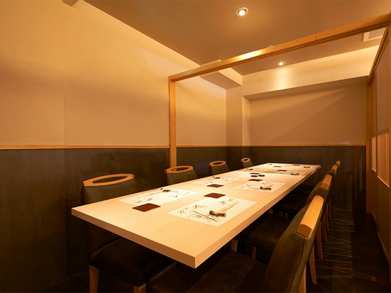 吉祥寺 鮨 栞庵 やましろ 吉祥寺 鮨 寿司 ネット予約可 ヒトサラ