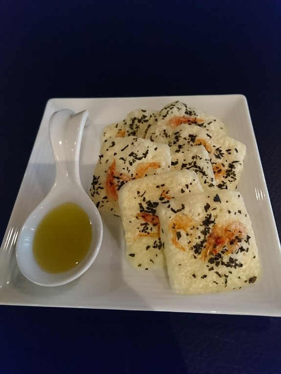 桜えびのモッツァレラチーズ煎餅